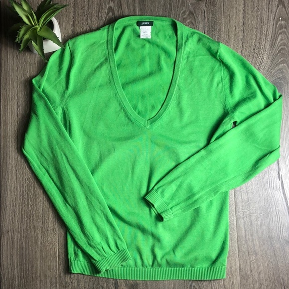 J. Crew Sweaters - J. Crew V-neck Sweater Preppy Kelly Green J. Crew Sweaters - J. Crew V-neck Sweater Preppy Kelly Green
